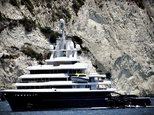 Στη Ζάκυνθο ο Ρόμαν Αμπράμοβιτς, με την υπερπολυτελή θαλαμηγό του [εικόνες] | iefimerida.gr 2