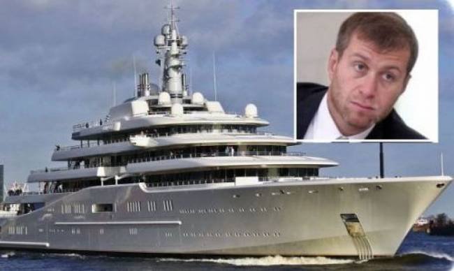 Στα Χανιά «έδεσε» η θαλαμηγός του Αμπράμοβιτς-Ο Ρώσος μεγιστάνας απολαμβάνει την κρητική φιλοξενία [εικόνες] | iefimerida.gr 1