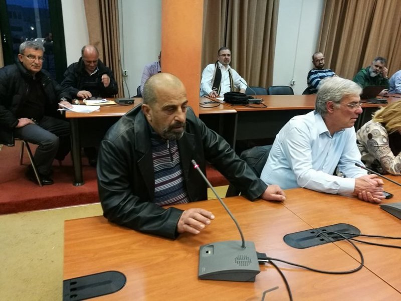 Xίος: Ενταση στο δημοτικό συμβούλιο -Αποχώρησαν όταν άρχισαν να μιλούν μέλη της ΧΑ [εικόνες & βίντεο] | iefimerida.gr 2