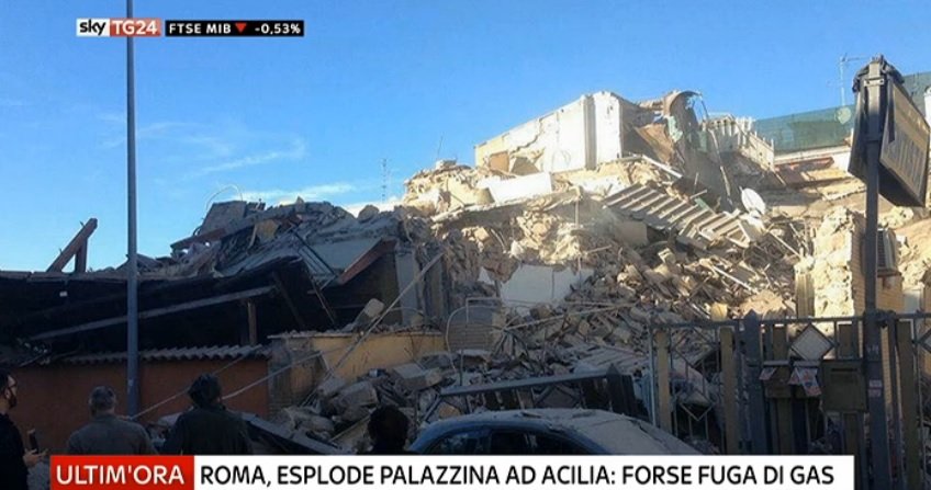 Ιταλία: Κατέρρευσε κτίριο λόγω έκρηξης -2 αγνοούμενες [εικόνα] | iefimerida.gr 0