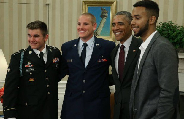 Ενας από τους ήρωες της υπερταχείας Thalys μαχαιρώθηκε στο Σακραμέντο [εικόνες] | iefimerida.gr 1