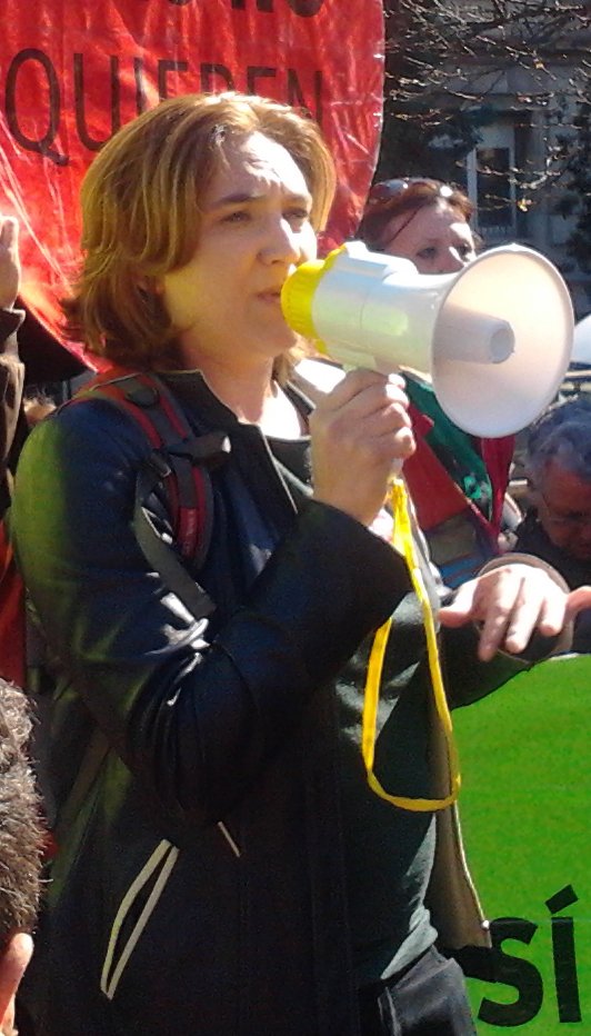 Αντα Κολάου, πώς μια 41χρονη «Αγανακτισμένη» έγινε δήμαρχος της Βαρκελώνης [εικόνες] | iefimerida.gr 3