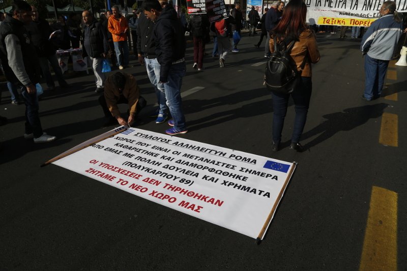 Στους δρόμους χιλιάδες εργαζόμενοι από την Κρήτη ως τη Θράκη -«Οι υποσχέσεις δεν τηρήθηκαν» [εικόνες & βίντεο] | iefimerida.gr 0