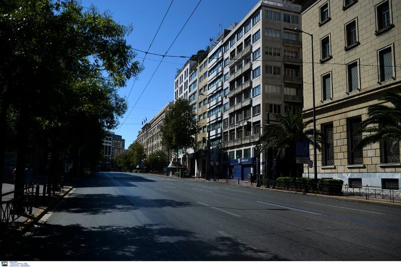 Η άλλη όψη της Αθήνα: Οταν η πόλη αδειάζει για τον Δεκαπενταύγουστο [εικόνες]  | iefimerida.gr 11