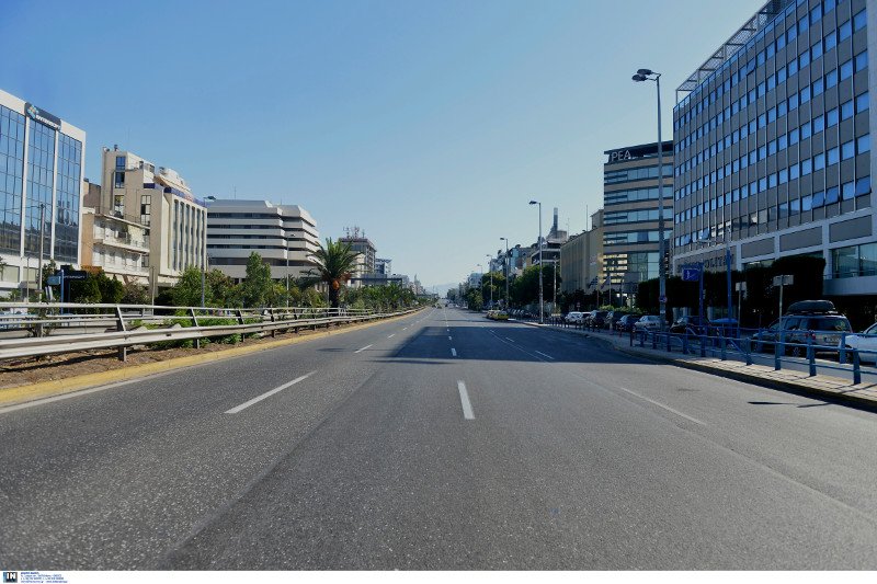 Η άλλη όψη της Αθήνα: Οταν η πόλη αδειάζει για τον Δεκαπενταύγουστο [εικόνες]  | iefimerida.gr 8