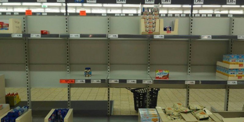 Αδειασαν τα ράφια σε σούπερ μάρκετ Ηρακλείου λόγω της απεργίας της ΠΝΟ [εικόνα] | iefimerida.gr 0