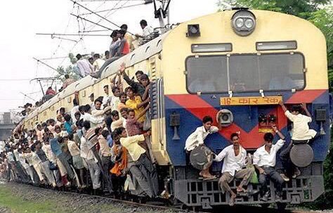 Το Twitter απηύδησε με τις τηλεοπτικές άδειες -«Πώς θα βγουν από εκεί μέσα;» [εικόνες] | iefimerida.gr 1