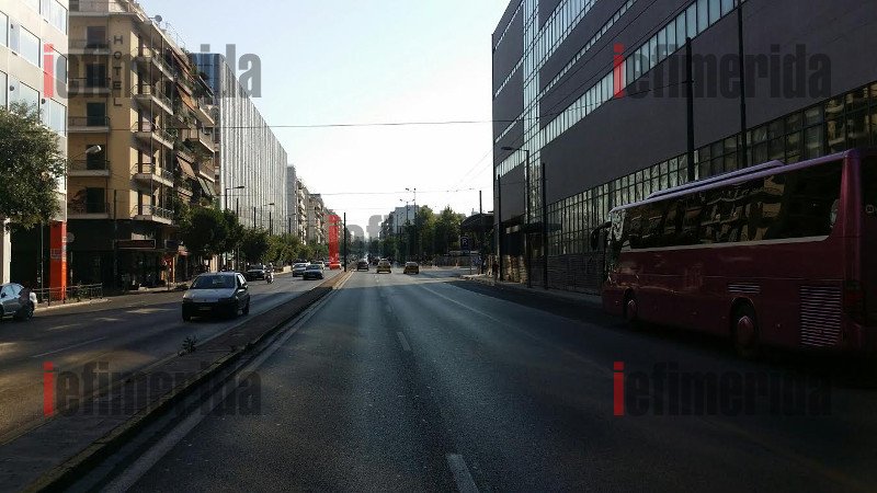 Η εικόνα της Αθήνας στην εποχή των capital controls -Αδειοι δρόμοι, πεσμένη κίνηση [εικόνες] | iefimerida.gr 15