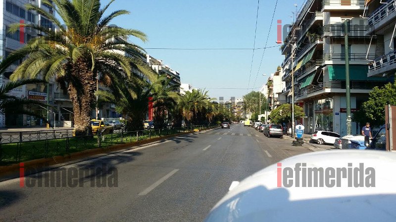 Η εικόνα της Αθήνας στην εποχή των capital controls -Αδειοι δρόμοι, πεσμένη κίνηση [εικόνες] | iefimerida.gr 24