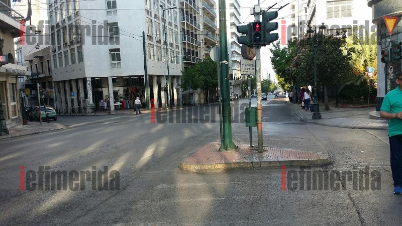 Η εικόνα της Αθήνας στην εποχή των capital controls -Αδειοι δρόμοι, πεσμένη κίνηση [εικόνες] | iefimerida.gr 6