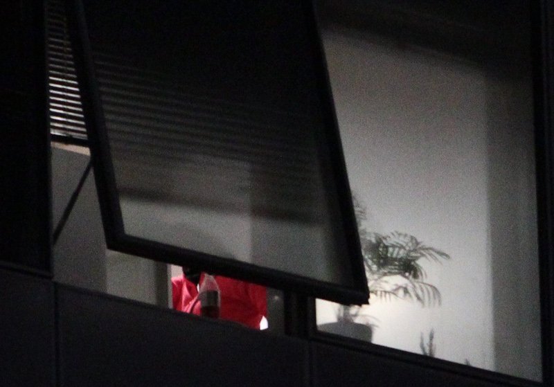 Μια σκιά στο παράθυρο της ΓΓΕΕ -Εγκλειστοι υποψήφιοι καναλάρχες για... 50 ώρες [εικόνες] | iefimerida.gr 0