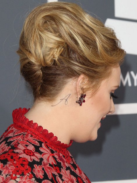 Το τατουάζ της Αντέλ για το γιο της [εικόνα] | iefimerida.gr 0