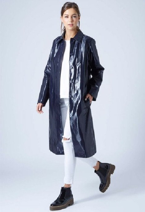 Τα 10 ωραιότερα αδιάβροχα -Μοδάτα, στιλάτα, πάνε με όλα και προστατεύουν και από τη βροχή [εικόνες] | iefimerida.gr 6