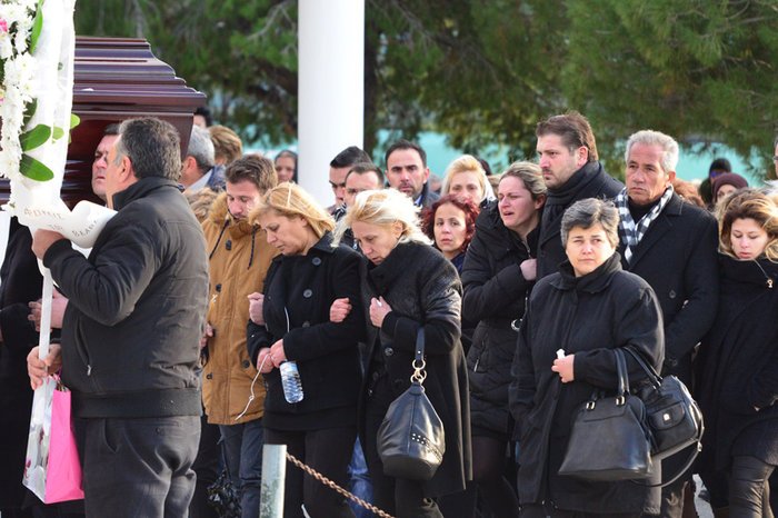 Το τελευταίο αντίο στην Ανθή Λινάρδου -Σπαρακτικό μήνυμα από την αδελφή της [εικόνες] | iefimerida.gr 1