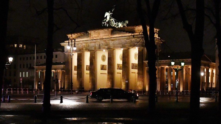 O Oμπάμα στη Γερμανία: Το εντυπωσιακό ξενοδοχείο και το παραδοσιακό δείπνο με τη Μέρκελ [εικόνες] | iefimerida.gr 5