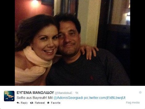 Υπέκυψαν στη μόδα των selfies Μανωλίδου -Γεωργιάδης: Φωτογραφία από τη Βαυαρία | iefimerida.gr 0
