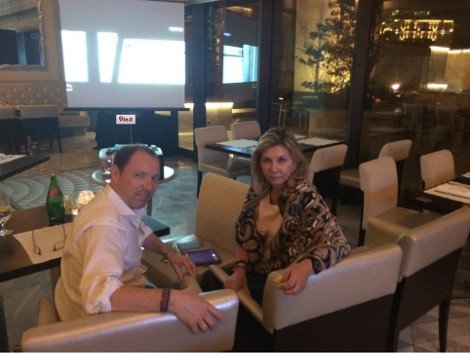 Αδωνις, Κουίκ, Ψυχάρης, Μακρή στέκονται προσοχή για τον εθνικό ύμνο: Βλέποντας Μουντιάλ στο Αζερμπαϊτζάν [εικόνες] | iefimerida.gr 1