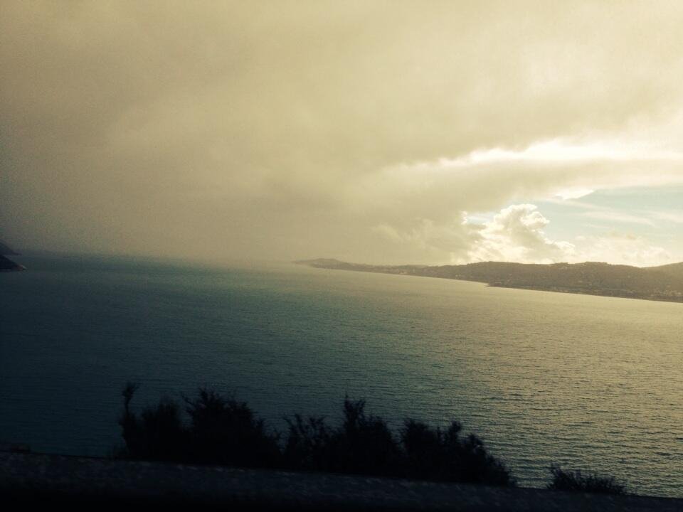 O Αδωνις τουϊτάρει πρωί πρωί ρομαντικά τοπία από την Κεφαλονιά [εικόνα] | iefimerida.gr 0