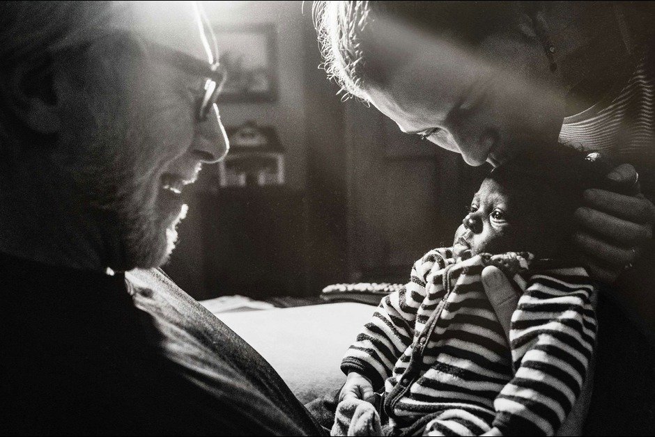 Οταν ένα υιοθετημένο μωρό φτάνει στο σπίτι -Εικόνες που συγκλονίζουν [εικόνες]  | iefimerida.gr 0