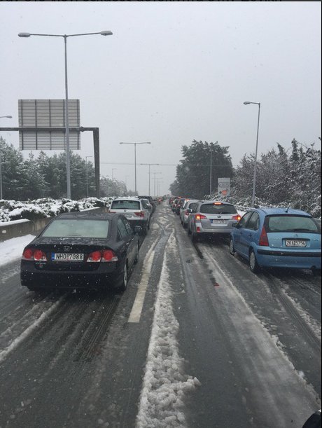 Ο Αδωνις με την Ευγενία εγκλωβίστηκαν λόγω χιονιά στην Εθνική -H selfie της  Μανωλίδου μέσα από το αυτοκίνητο [εικόνες] | iefimerida.gr 0