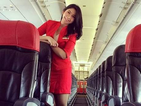 Μήνυμα αγάπης από 38.000 πόδια – Τα τελευταία λόγια αεροσυνοδού της Air Asia στον αγαπημένο της [εικόνες] | iefimerida.gr 1