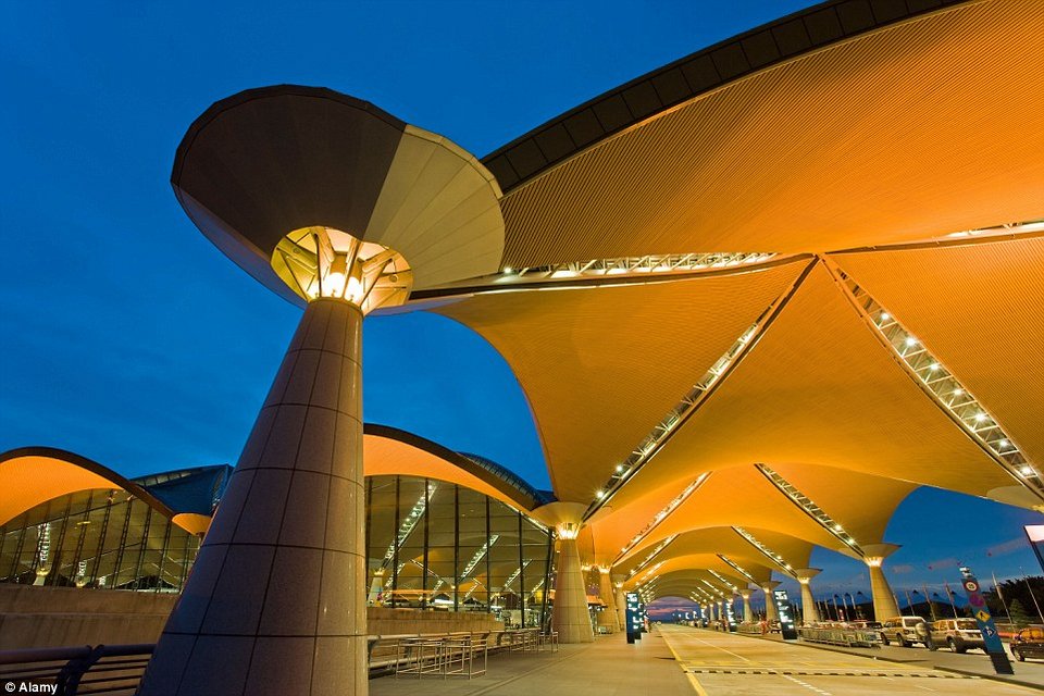 Τα ωραιότερα αεροδρόμια του κόσμου -Εκεί οι καθυστερήσεις πτήσεων είναι καλοδεχούμενες [εικόνες]  | iefimerida.gr 5