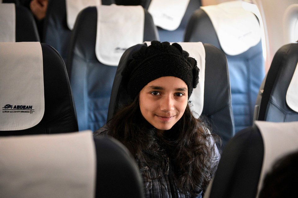 Αποχαιρέτησαν 30 πρόσφυγες για Λουξεμβούργο -Χαμόγελα αλλά και αγωνία για τη νέα τους ζωή [εικόνες] | iefimerida.gr 5