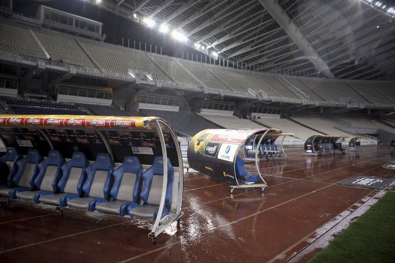  Η «Ωκεανίς» χτύπησε και στο ΟΑΚΑ -Πινακίδα έπεσε πάνω σε φωτογράφο λόγω του ισχυρού ανέμου [εικόνες] | iefimerida.gr 4