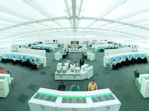 Χάος στις αερομεταφορές - Εκλεισε ο εναέριος χώρος του Λονδίνου [εικόνες] | iefimerida.gr 0