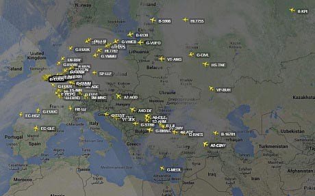 Χάος στις αερομεταφορές - Εκλεισε ο εναέριος χώρος του Λονδίνου [εικόνες] | iefimerida.gr 2