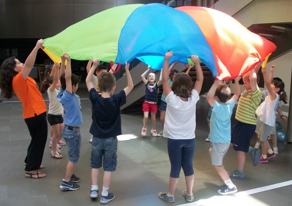 Ο Ελληνικός Κόσμος φέτος την άνοιξη παίζει και μαθαίνει μαζί με τα παιδιά - Ολο το πρόγραμμα [εικόνες] | iefimerida.gr 0