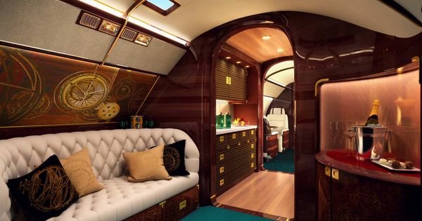 Μέσα στο ιδιωτικό τζετ του Τραμπ -Χρυσό και στα πόμολα [εικόνες] | iefimerida.gr 9