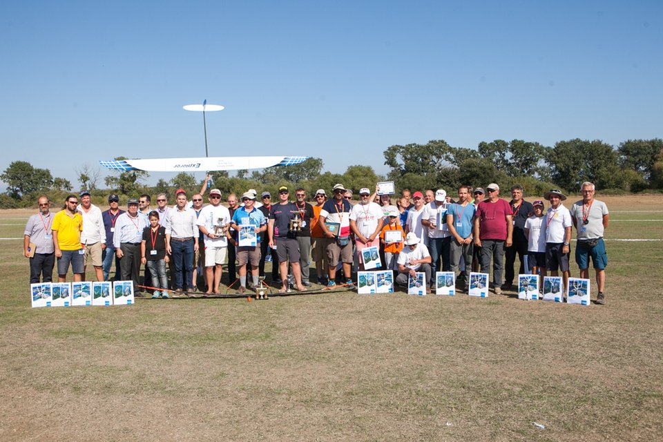 Γέμισε ανεμόπτερα ο ουρανός της Λάρισας -Στην παγκόσμια συνάντηση αεραθλητικού τουρισμού [εικόνες] | iefimerida.gr 2