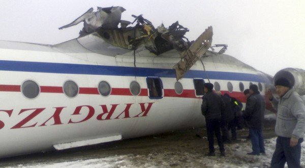 Και όμως γλίτωσαν όλοι οι επιβάτες [εικόνες] | iefimerida.gr 1