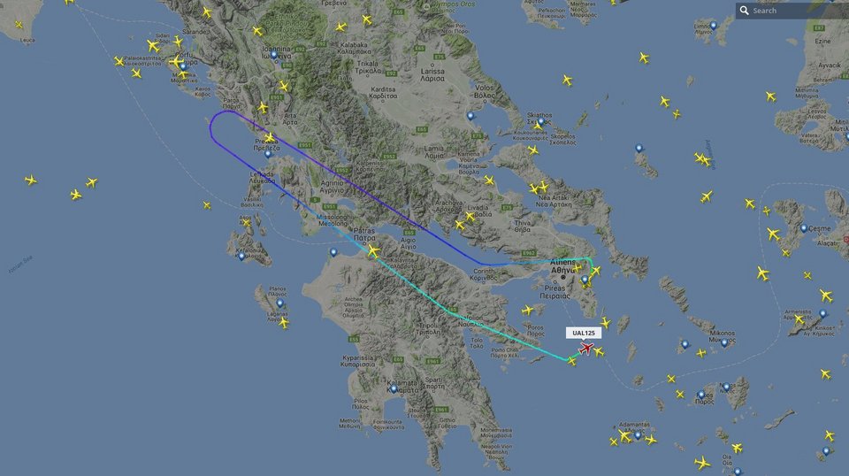 Πρόβλημα σε πτήση της United Airlines που ταξίδευε για Νέα Υόρκη -Επέστρεψε στην Αθήνα [εικόνα] | iefimerida.gr 1