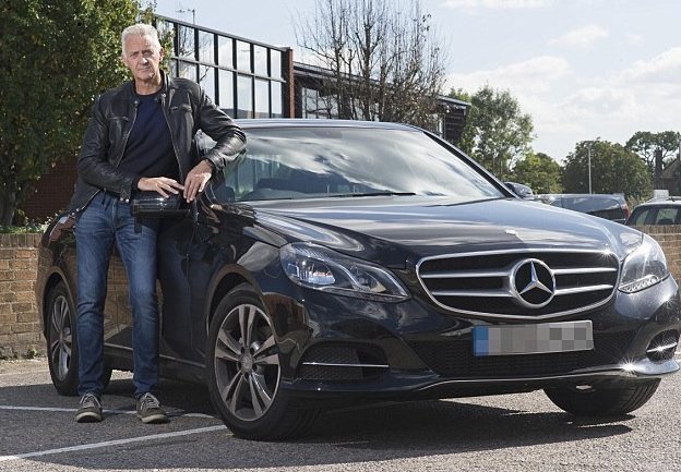 «Σταθμευμένο» αυτοκίνητο διένυσε 1.300 χιλιόμετρα ενώ ήταν σε πάρκινγκ αεροδρομίου [εικόνες] | iefimerida.gr 0