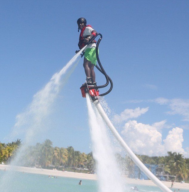 Γιος δικτάτορα της Αφρικής προκαλεί στο Instagram -Αμύθητα πλούτη, έξαλλη ζωή [εικόνες] | iefimerida.gr 6