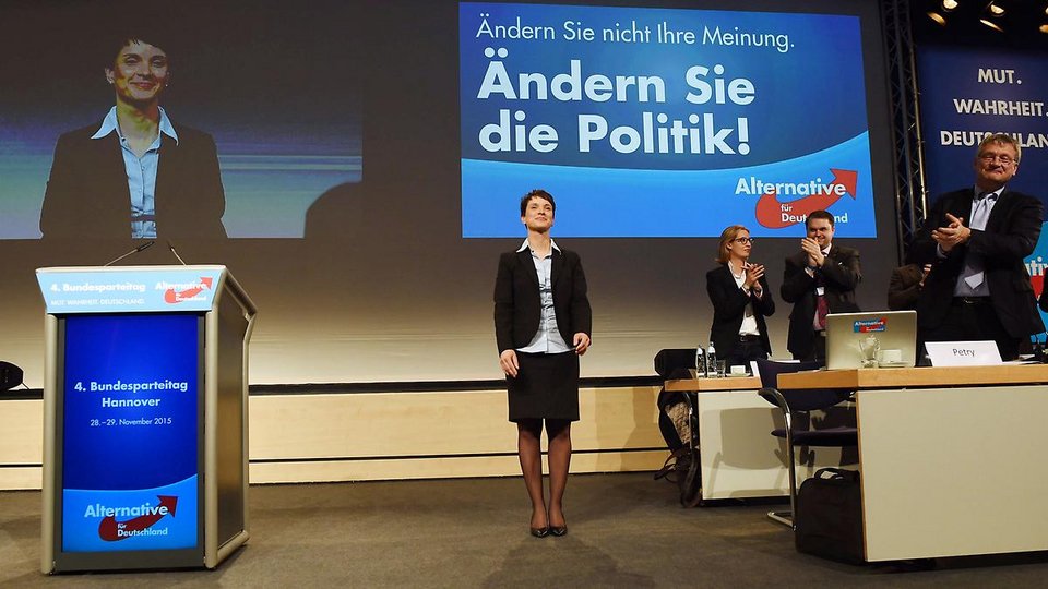 Σοκ στη Γερμανία: Αυτή η γυναίκα κέρδισε τις εκλογές, με το ακραίο κόμμα AfD [εικόνες] | iefimerida.gr 0