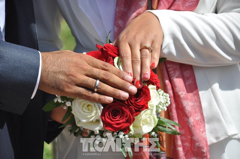 Ο πρώτος γάμος Αφγανών προσφύγων στη Χίο [εικόνες]  | iefimerida.gr 5