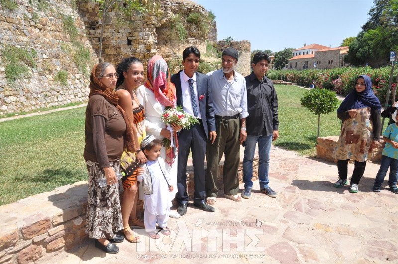 Ο πρώτος γάμος Αφγανών προσφύγων στη Χίο [εικόνες]  | iefimerida.gr 6