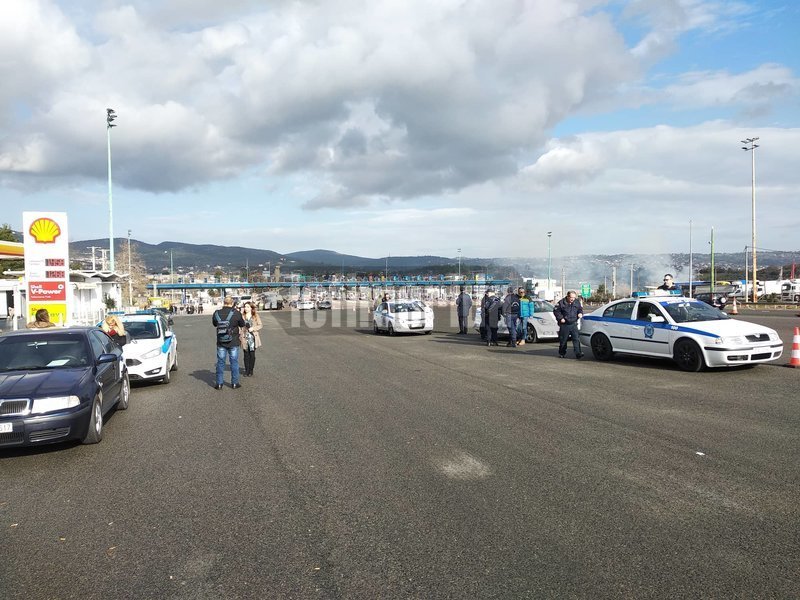 Συλλαλητήριο: Από νωρίς στο Σύνταγμα διαδηλωτές -3.000 πούλμαν στην Αθήνα [εικόνες & βίντεο] | iefimerida.gr 3