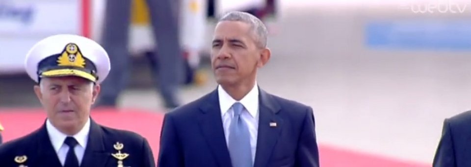 Καρέ καρέ η άφιξη του Μπαράκ Ομπάμα στην Αθήνα: Το Air Force One, το «Κτήνος», η αυτοκινητοπομπή με τα 30 αμάξια! [εικόνες] | iefimerida.gr 19