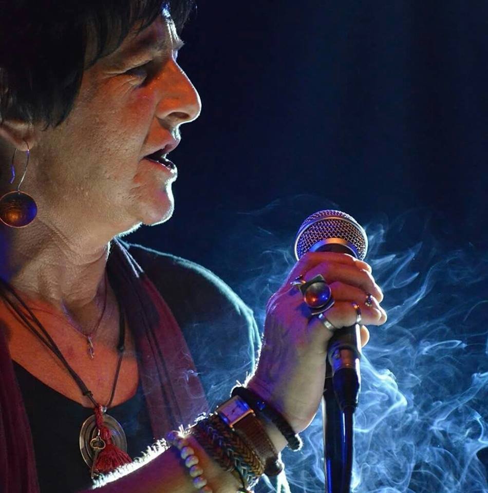 Καλοκαίρι στον Πόρο: Με Σαββόπουλο, Γιορτή Λεμονιάς, εκθέσεις & beach party με Τόνι Σφήνο [πρόγραμμα] | iefimerida.gr 3