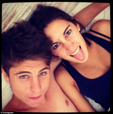 Η νέα μόδα στις selfies που σαρώνει -Φωτογραφίες αμέσως μετά το σεξ [εικόνες] | iefimerida.gr 3