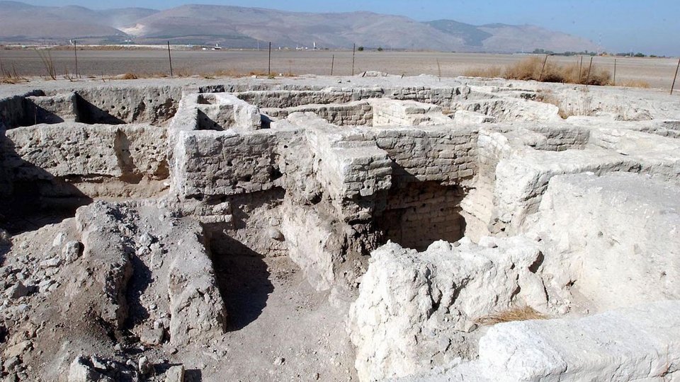 Επτάχρονος βρήκε αγαλματίδιο 3.400 ετών -Απεικονίζει μια γυμνή γυναίκα με καμπύλες [εικόνες]  | iefimerida.gr 2