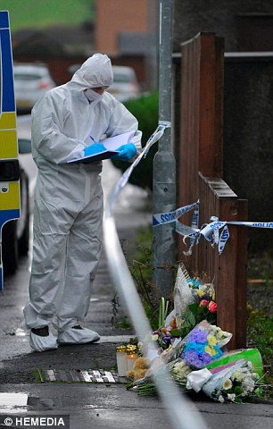 Φρίκη στην Σκωτία-5χρονο αγοράκι μαχαιρώθηκε μέχρι θανάτου στο σπίτι του[εικόνες]  | iefimerida.gr 4