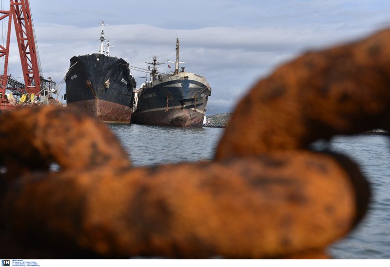 Στην επιφάνεια ξανά το «Αγία Ζώνη ΙΙ»- Το τελευταίο ταξίδι του μοιραίου για τον Σαρωνικό πλοίου [εικόνες] | iefimerida.gr 9