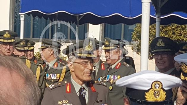 Νέα αδιαθεσία για τον νέο αρχηγό ΓΕΣ -Αποχώρησε από την τελετή παράδοσης-παραλαβής αρχηγού ΓΕΕΘΑ [εικόνες & βίντεο] | iefimerida.gr 1