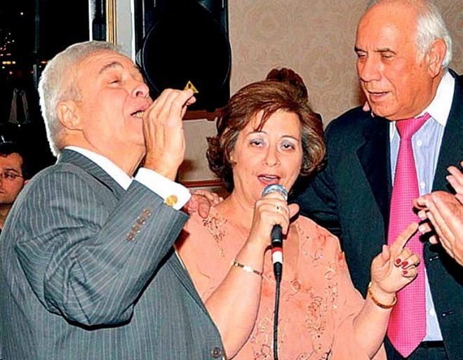 Ποιος είναι ο ομογενής Μάικ Αγγελιάδης που πήρε το «φιλέτο» στο Αφάντου Ρόδου -Ξεκίνησε τσαγκάρης στην Αμερική [εικόνες] | iefimerida.gr 2