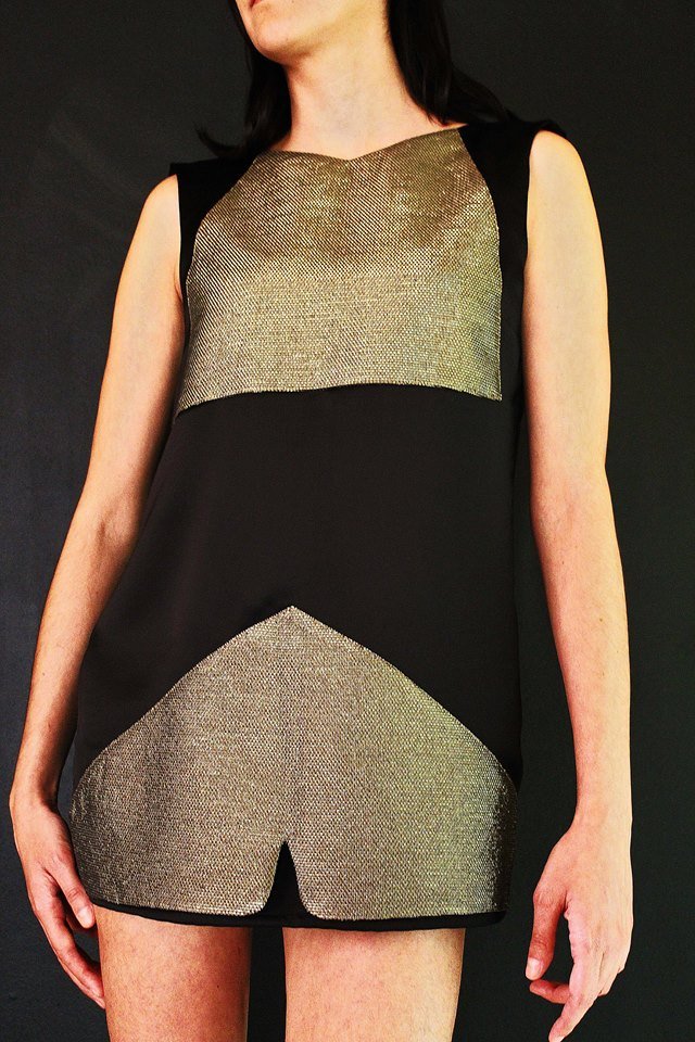 Η φάνκι διακοσμήτρια που ήθελε να γίνει σχεδιάστρια μόδας και τα κατάφερε -Οι δημιουργίες της απογειώνουν τη θηλυκότητα [εικόνες] | iefimerida.gr 8